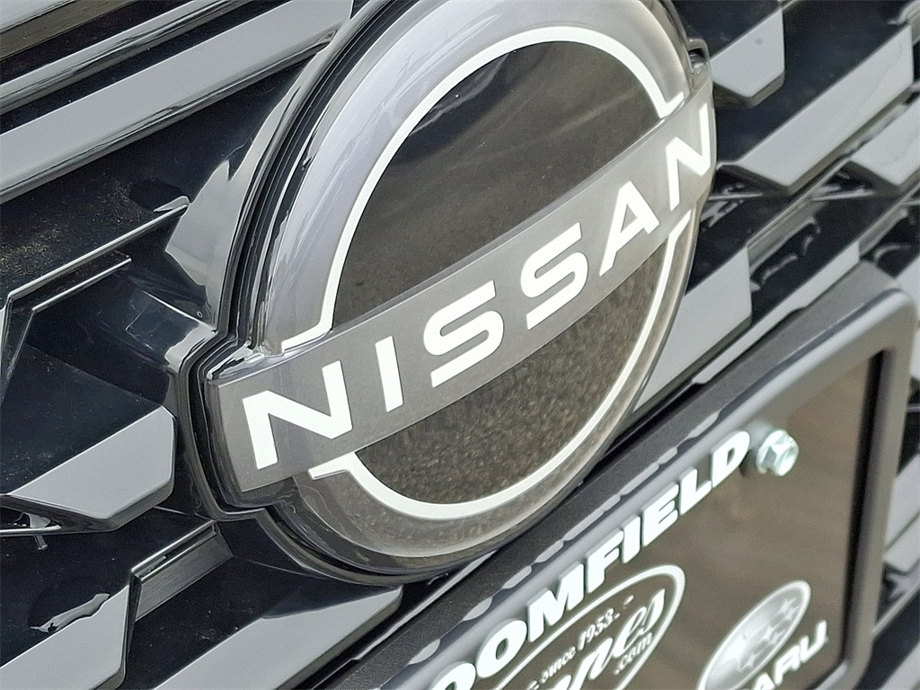 2025 Nissan Altima SR photo 5