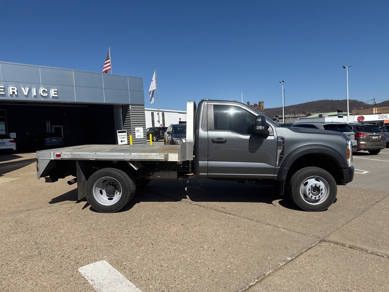 2024 Ford F-550 XL photo 5