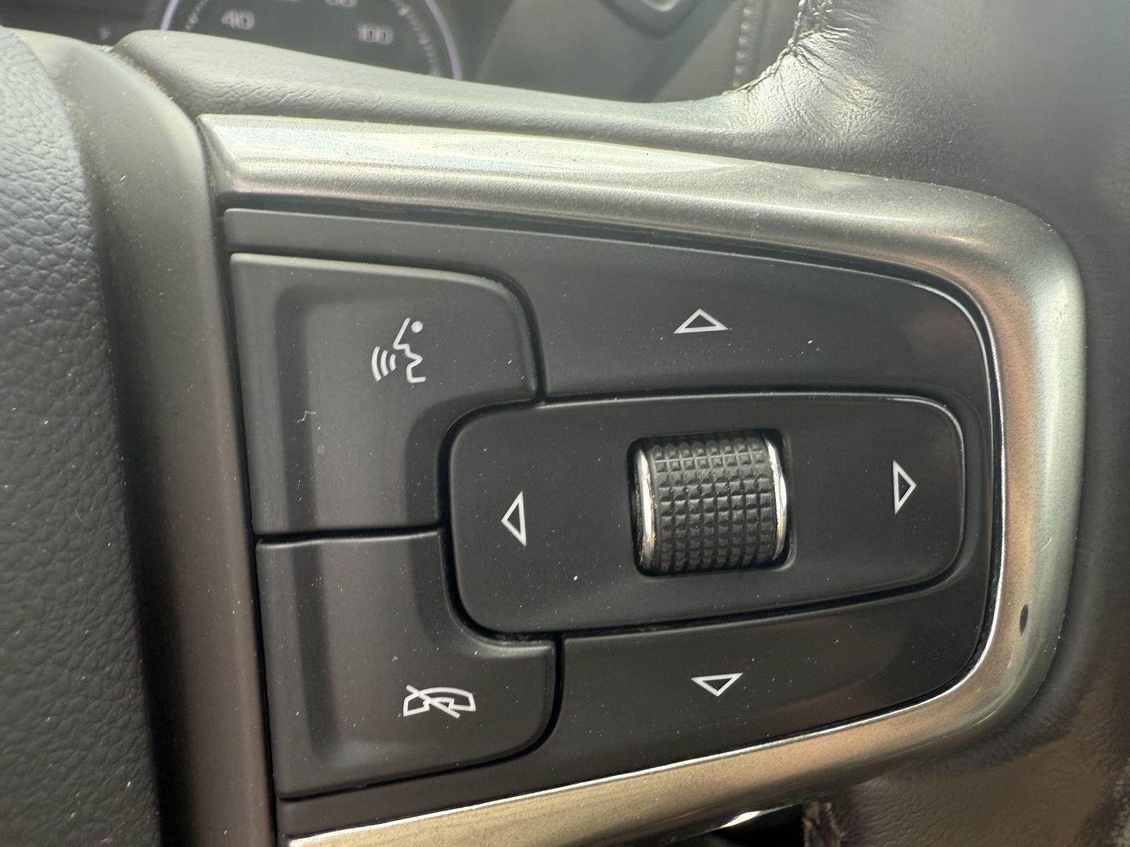 2021 Chevrolet Silverado 1500 LTZ photo 15