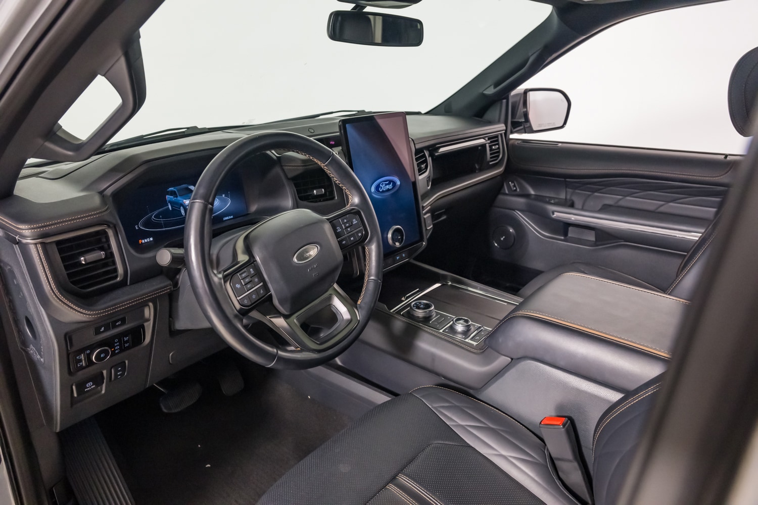 2024 Ford Expedition Platinum photo 17