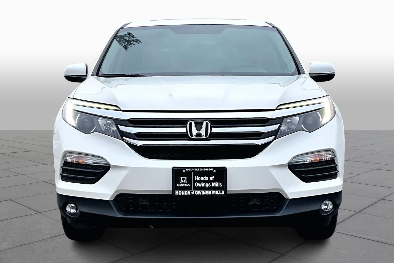 2017 Honda Pilot EX-L photo 3