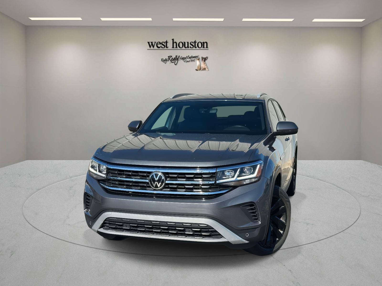 2022 Volkswagen Atlas Cross Sport SE w/Tech