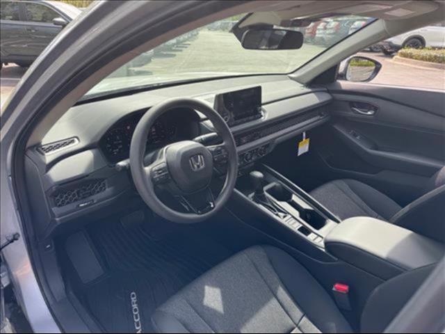 2025 Honda Accord 1.5T LX photo 17