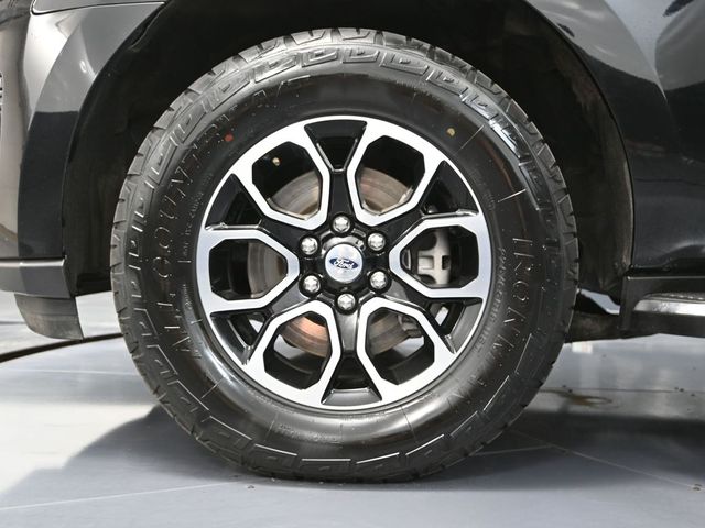 2023 Ford Expedition XLT photo 12