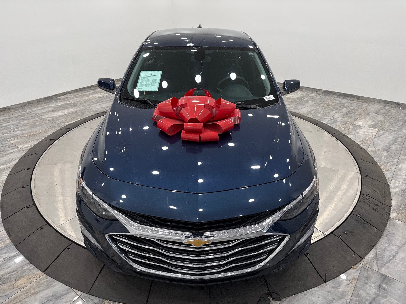 2022 Chevrolet Malibu 1LT photo 2