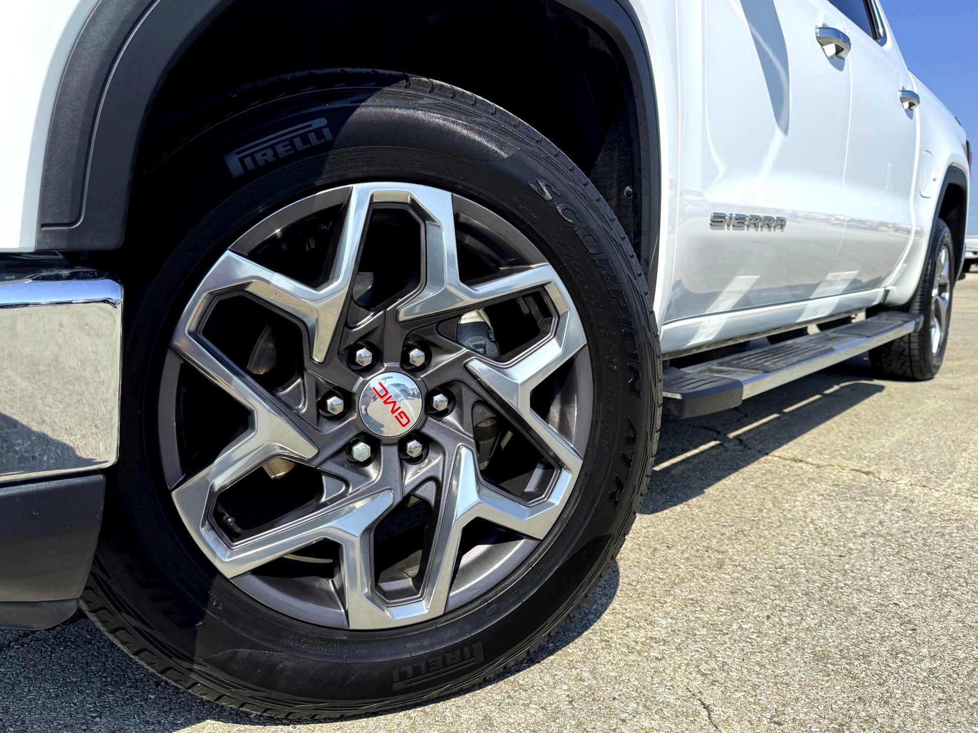 2022 Gmc Sierra 1500 SLT photo 2