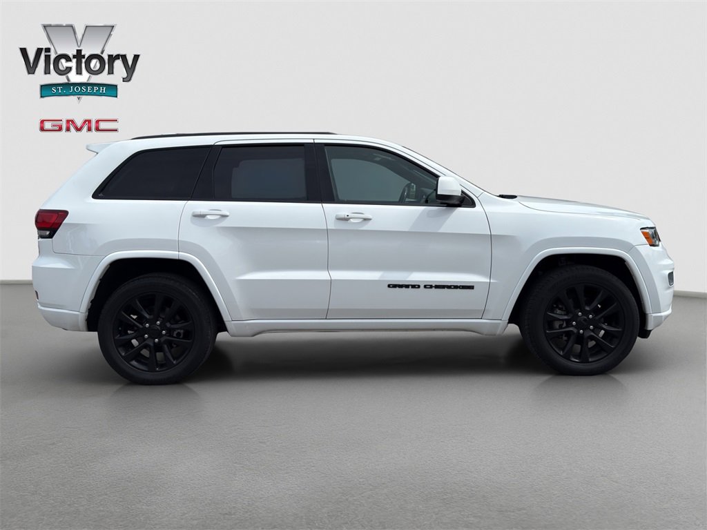 2020 Jeep Grand Cherokee Laredo photo 18