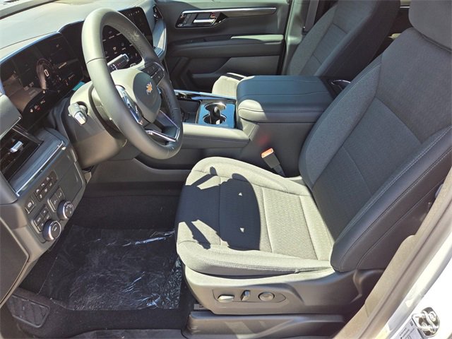 2025 Chevrolet Tahoe LS photo 6