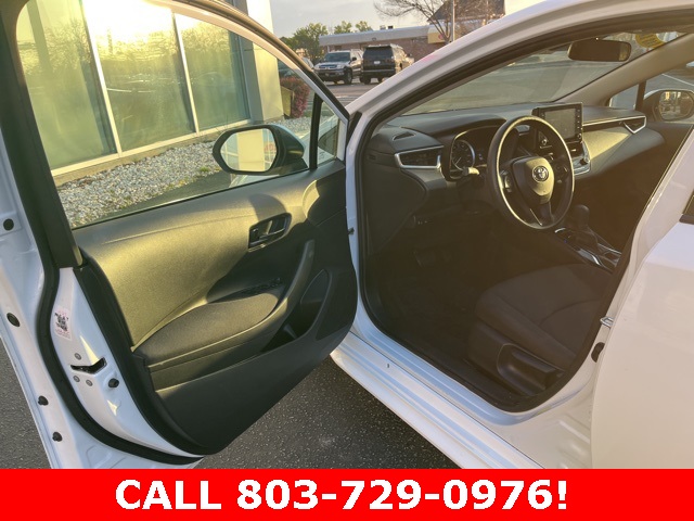 2022 Toyota Corolla LE photo 4