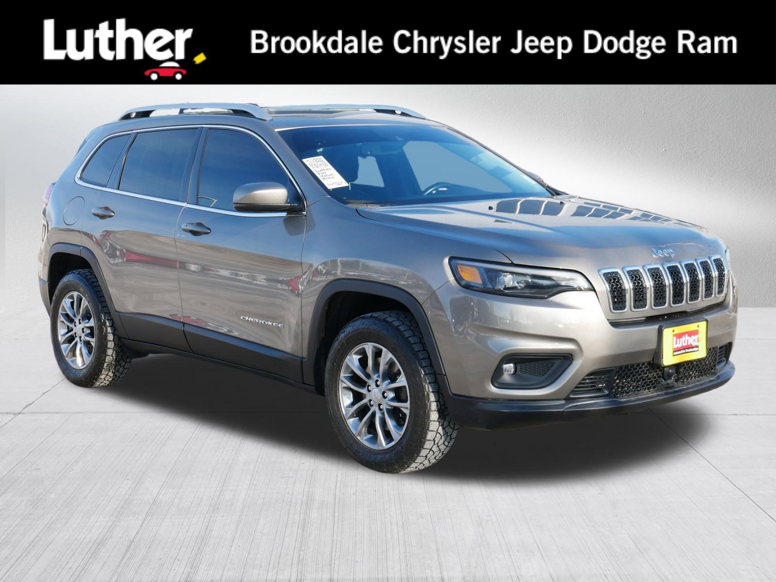 2021 Jeep Cherokee Latitude Lux's photo