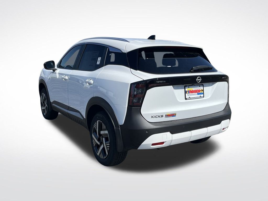 2026 Nissan Kicks SV photo 3