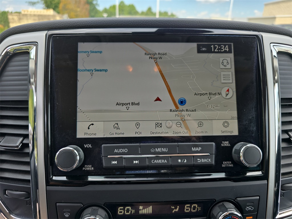 2021 Nissan Titan SV photo 21