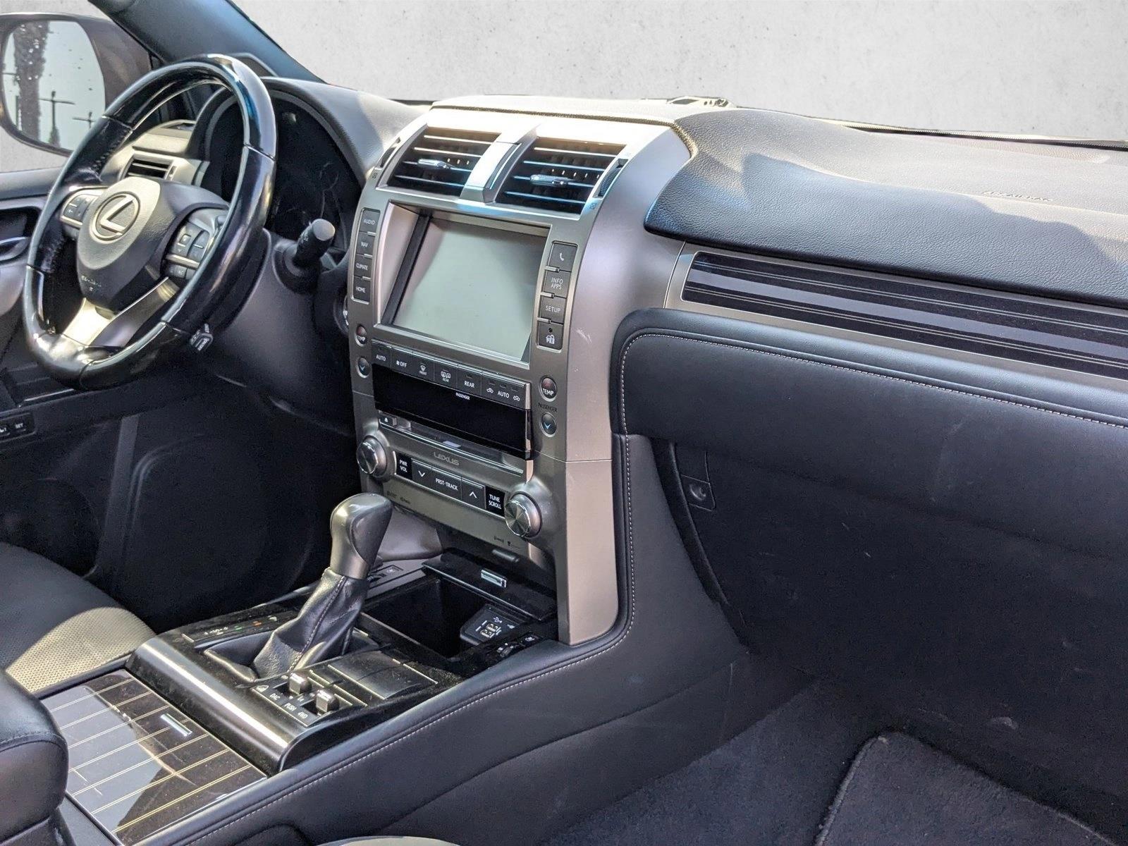 2020 Lexus GX 460 Premium photo 18