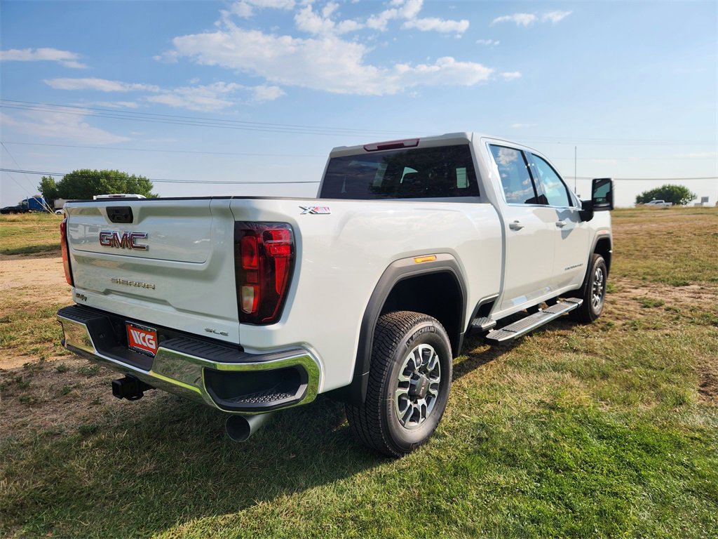 2025 Gmc Sierra 2500 HD SLE photo 4