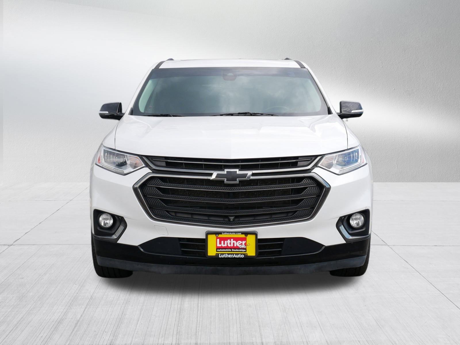 2020 Chevrolet Traverse Premier photo 2