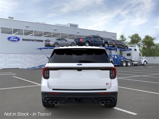 2025 Ford Explorer ST photo 3