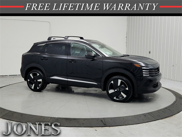 2026 Nissan KICKS SR's photo