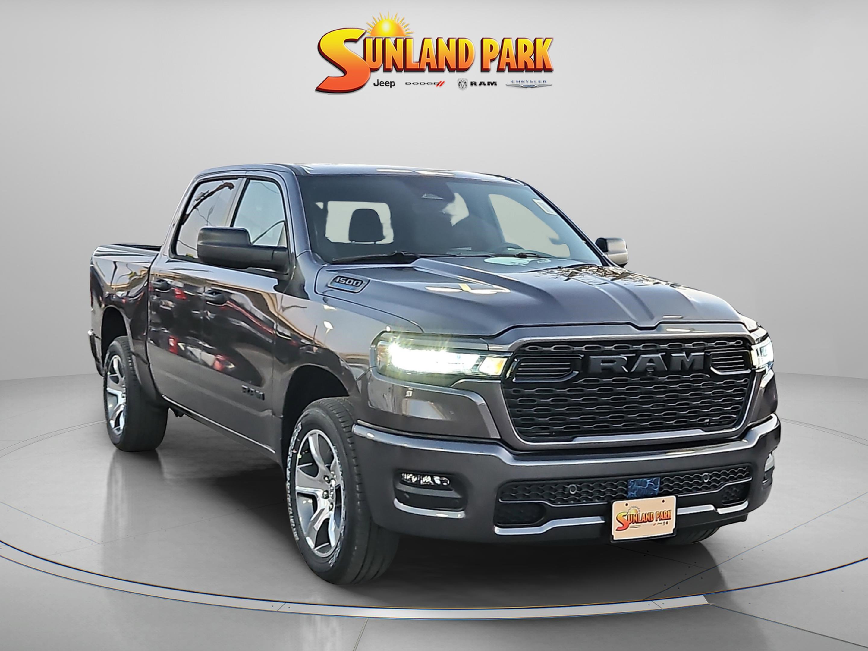 2025 RAM Ram 1500 Pickup Tradesman's photo