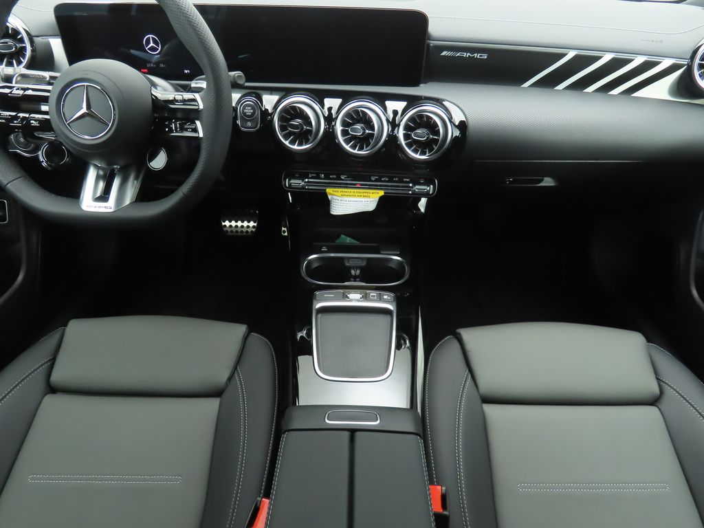 2026 Mercedes Benz CLA 35 AMG 4MATIC photo 13