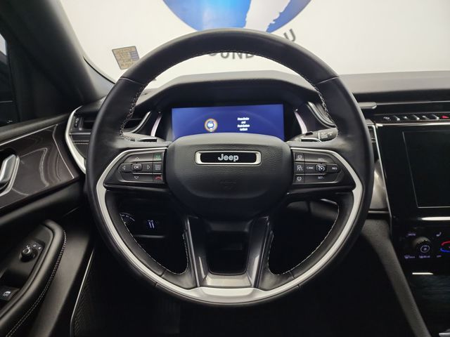 2022 Jeep Grand Cherokee Altitude photo 16