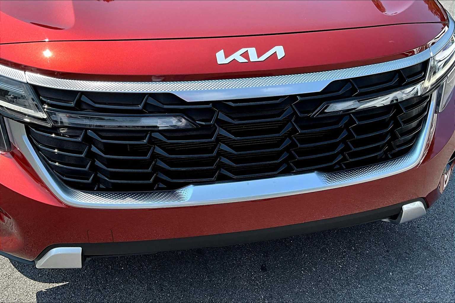 2024 Kia Seltos S photo 24