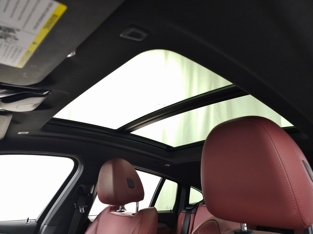 2023 BMW X4 - Image 18