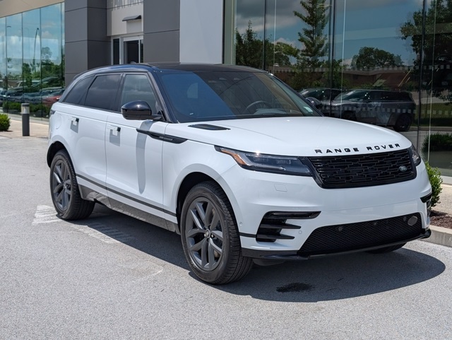 2026 Land Rover Range Rover Velar SE photo 6