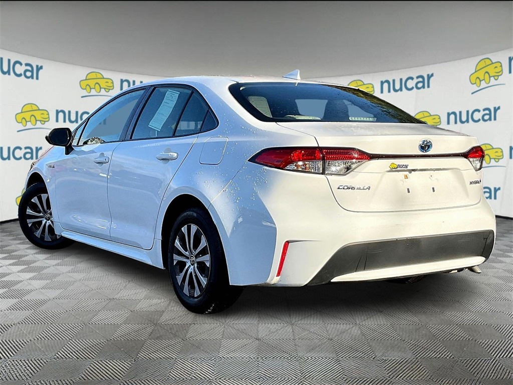 2021 Toyota Corolla Hybrid LE photo 4