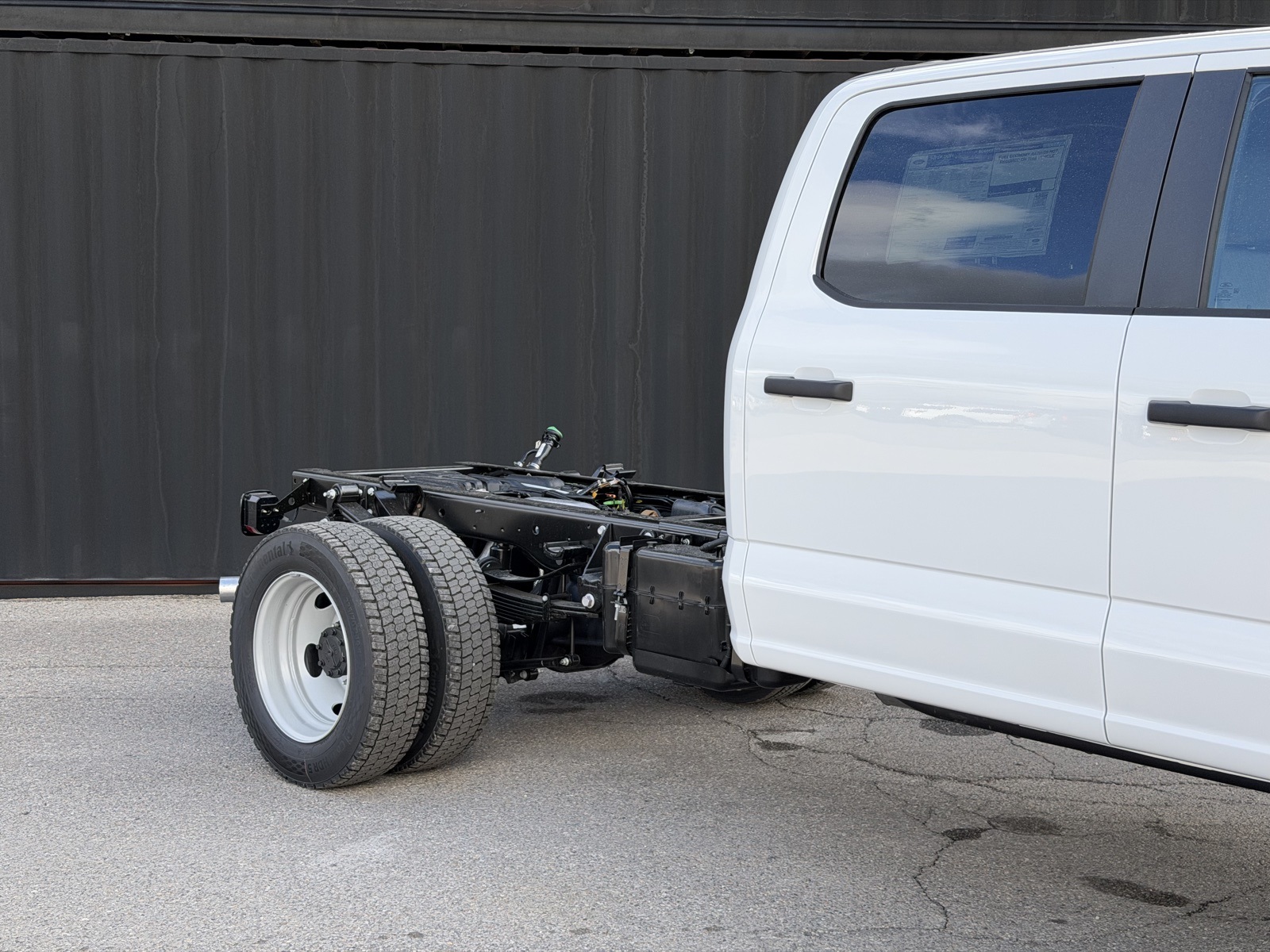 2026 Ford F-550 XL photo 4