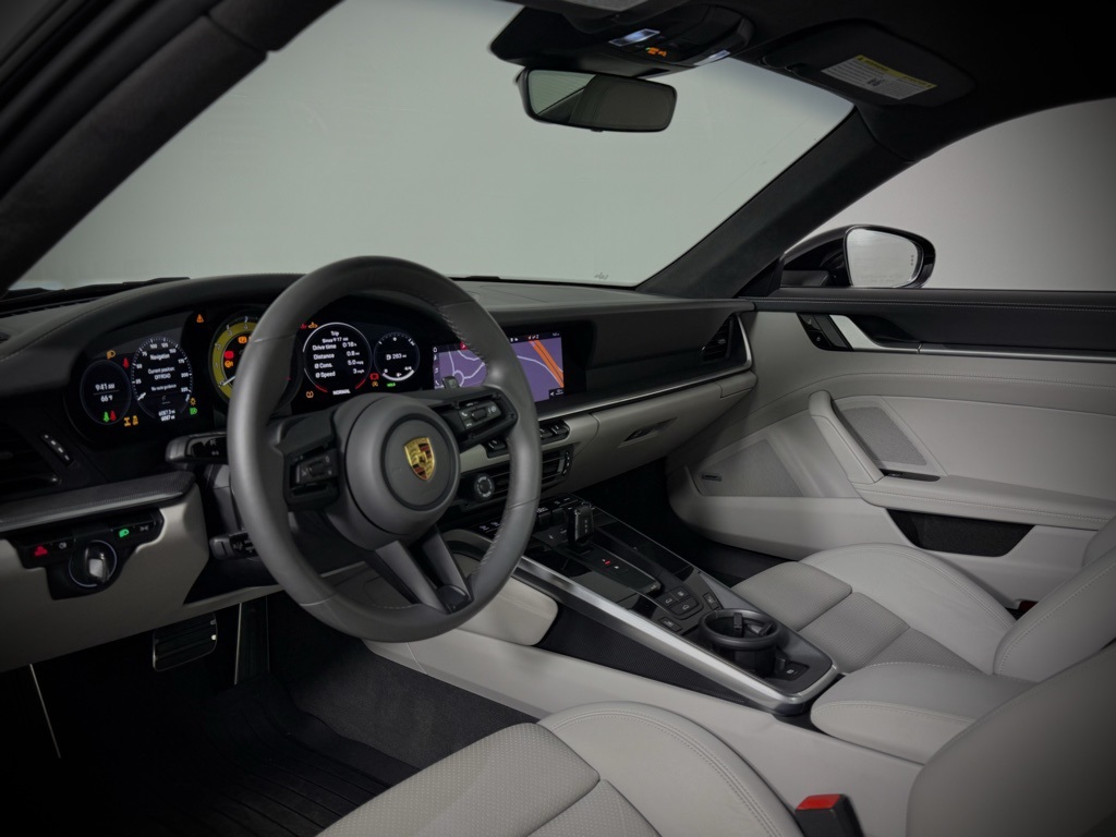 2021 Porsche 911 Turbo photo 4