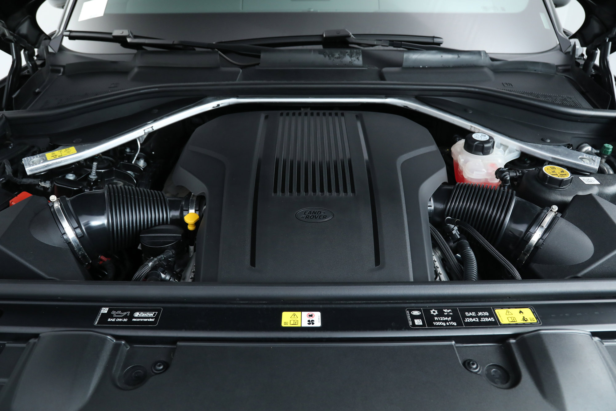 2024 Land Rover Range Rover SE photo 17