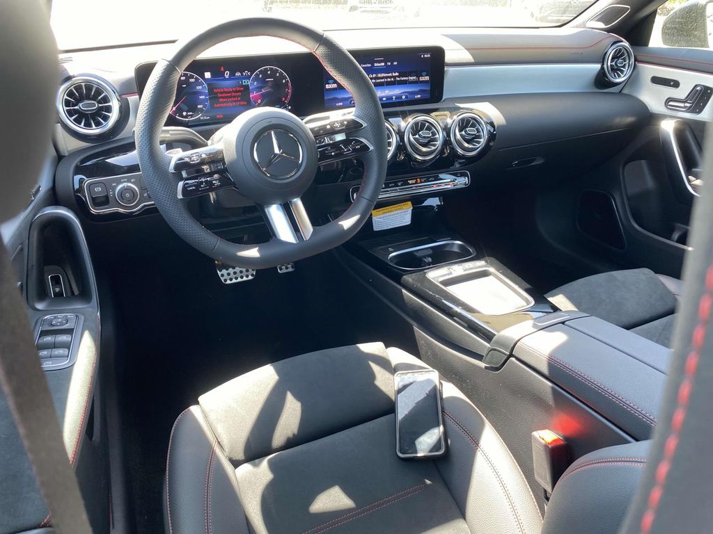 2025 Mercedes Benz CLA 250 photo 12