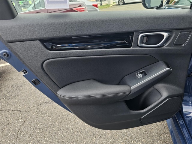 2026 Honda Civic Hybrid Sport Touring photo 9