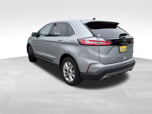2024 Ford Edge Titanium photo 4