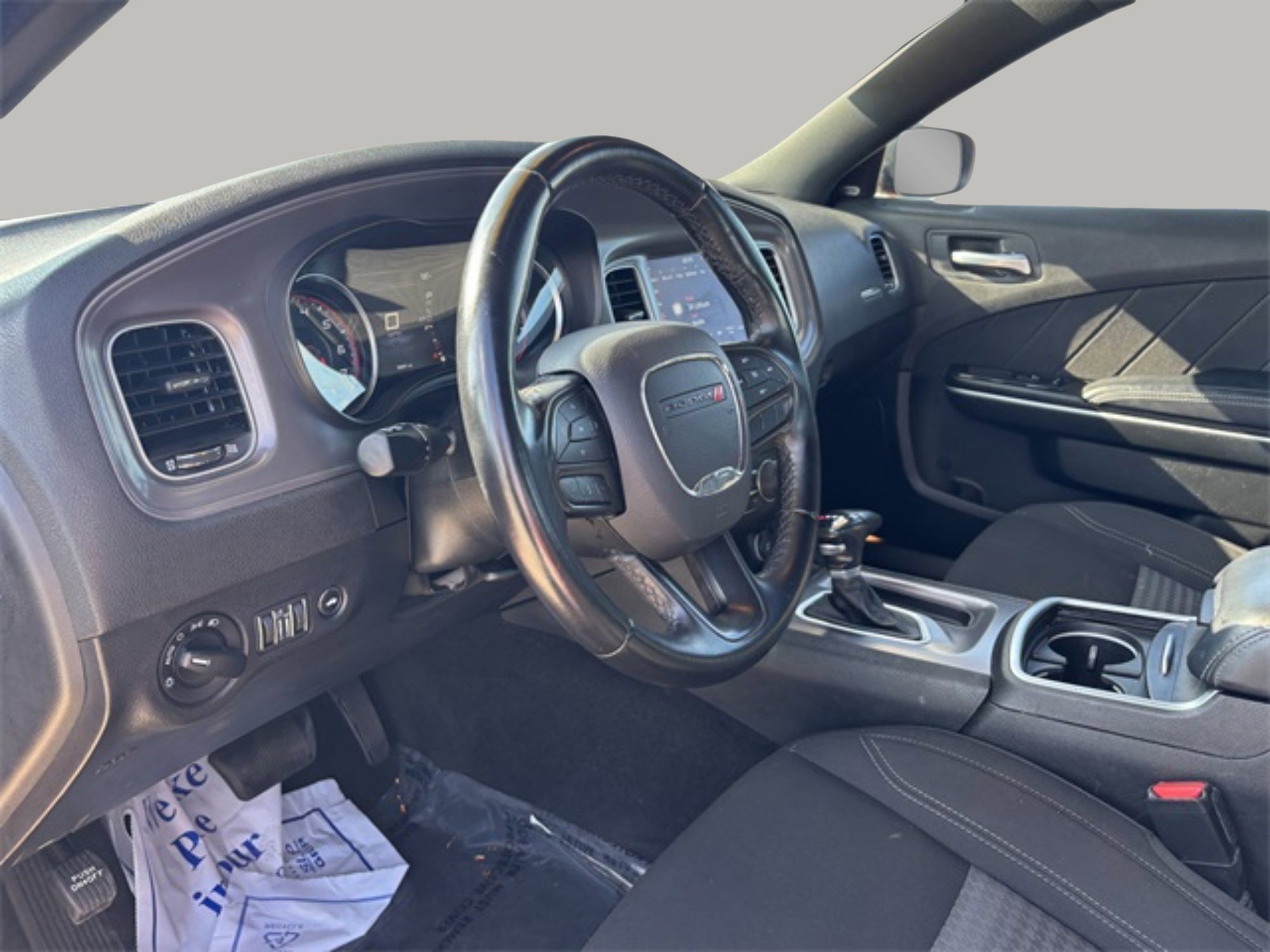 2023 Dodge Charger SXT photo 9