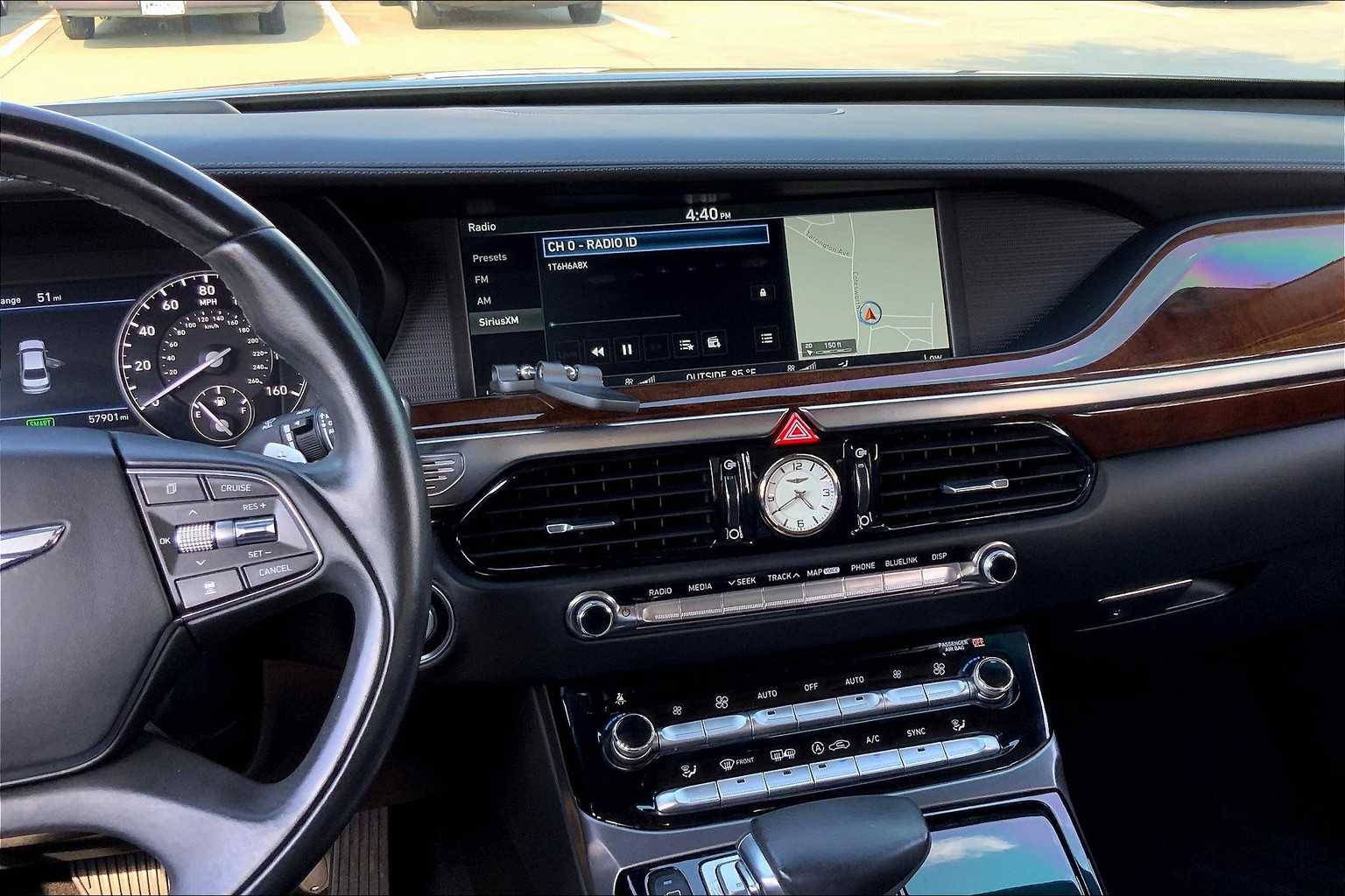 2019 Genesis G90 3.3T Premium photo 6