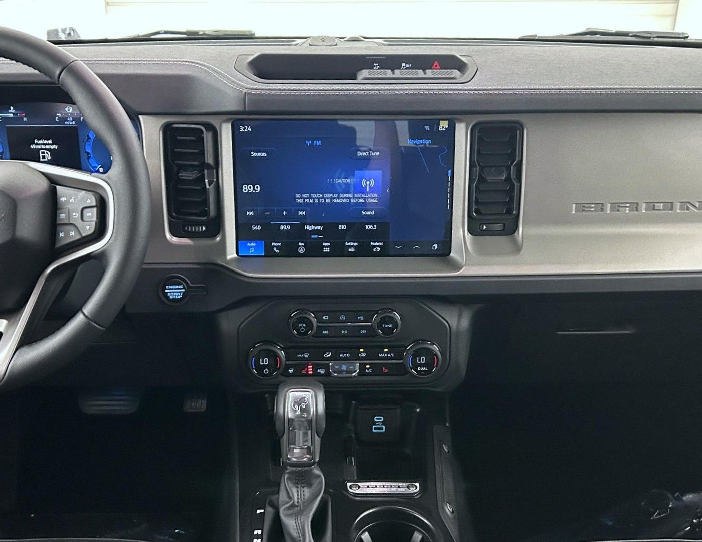 2025 Ford Bronco Outer Banks photo 11