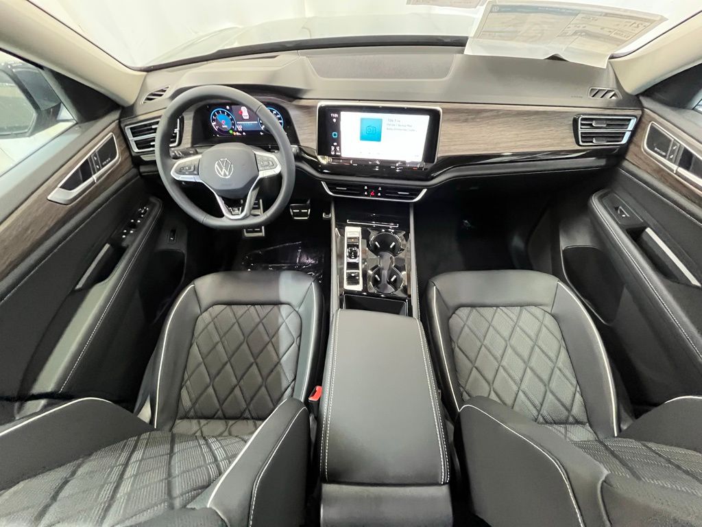 2025 Volkswagen Atlas SEL Premium R-Line photo 14
