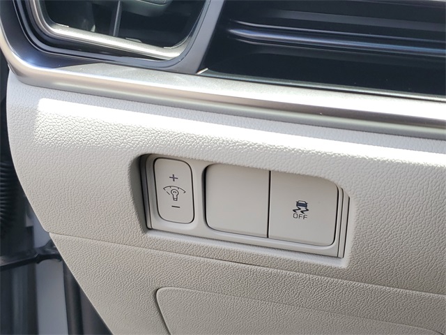 2025 Kia Sorento S photo 14