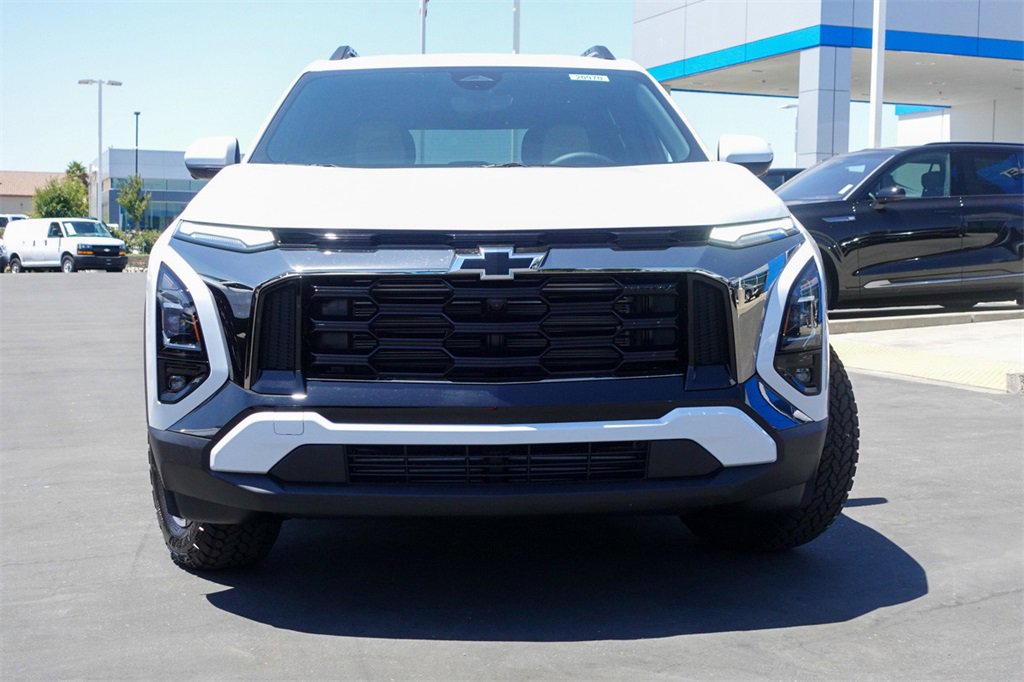 2026 Chevrolet Equinox ACTIV photo 3