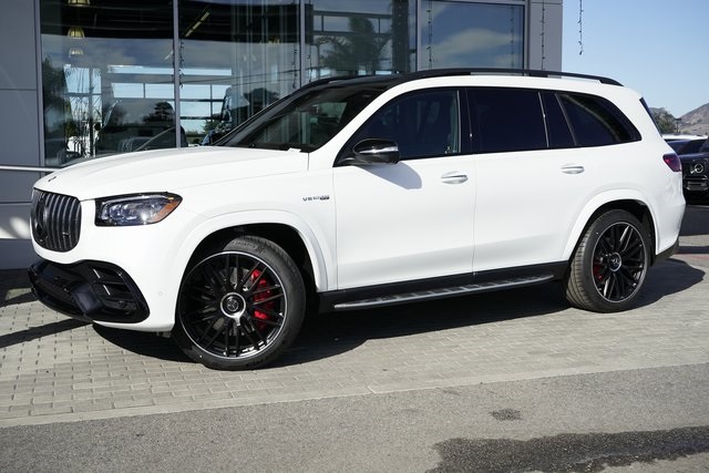 2025 Mercedes Benz GLS AMG 63 4MATIC photo 4