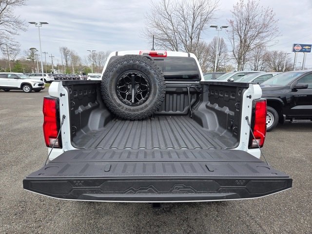 2025 Chevrolet Colorado ZR2 photo 5