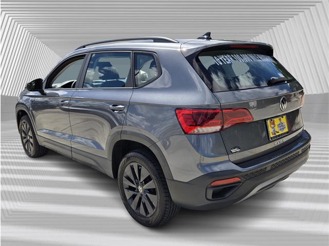 2022 Volkswagen Taos S photo 6