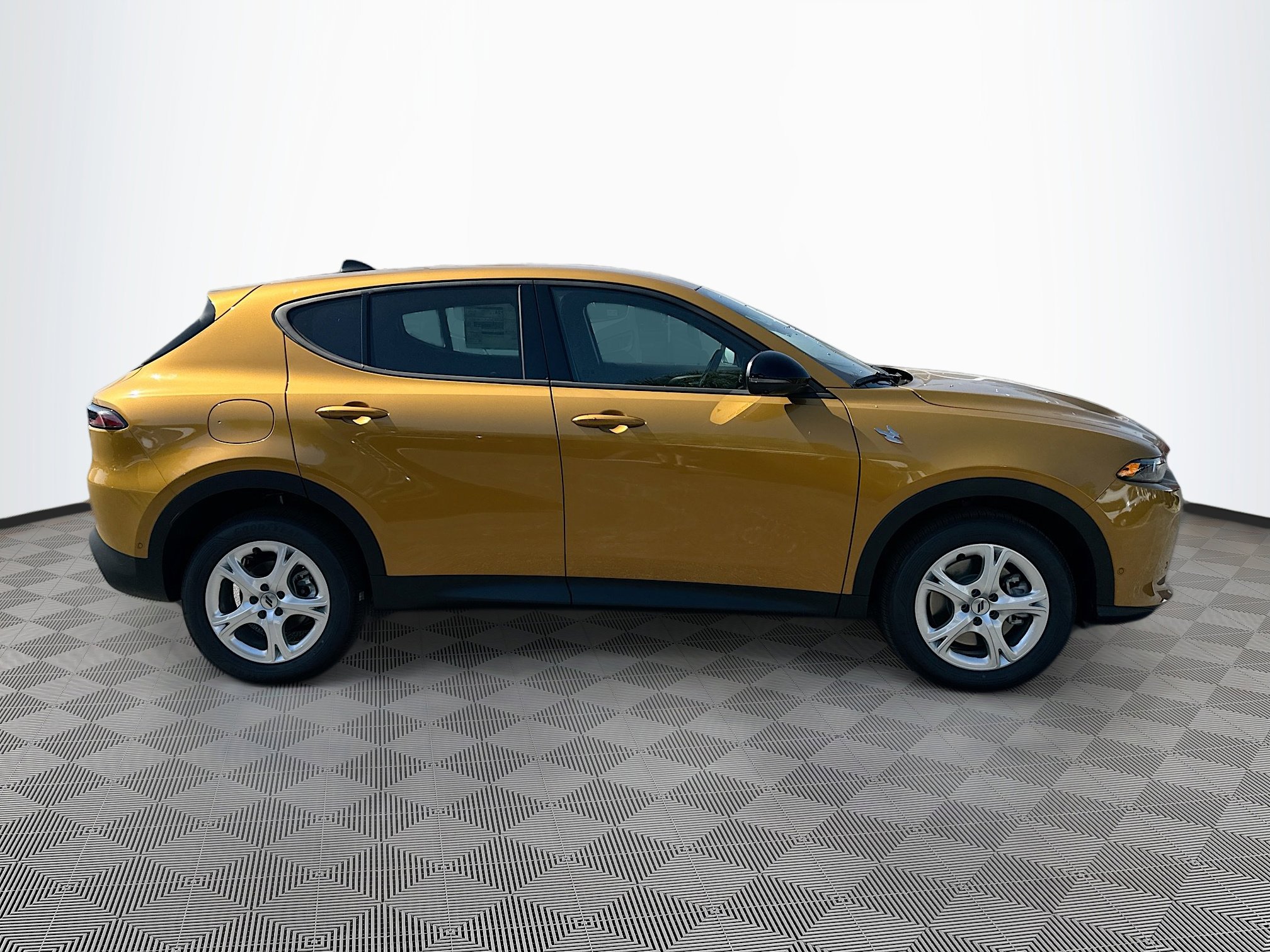 2025 Dodge Hornet GT photo 3