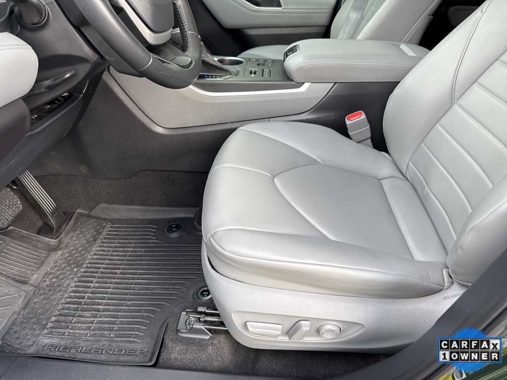 2023 Toyota Highlander Limited Platinum XLE XSE photo 2