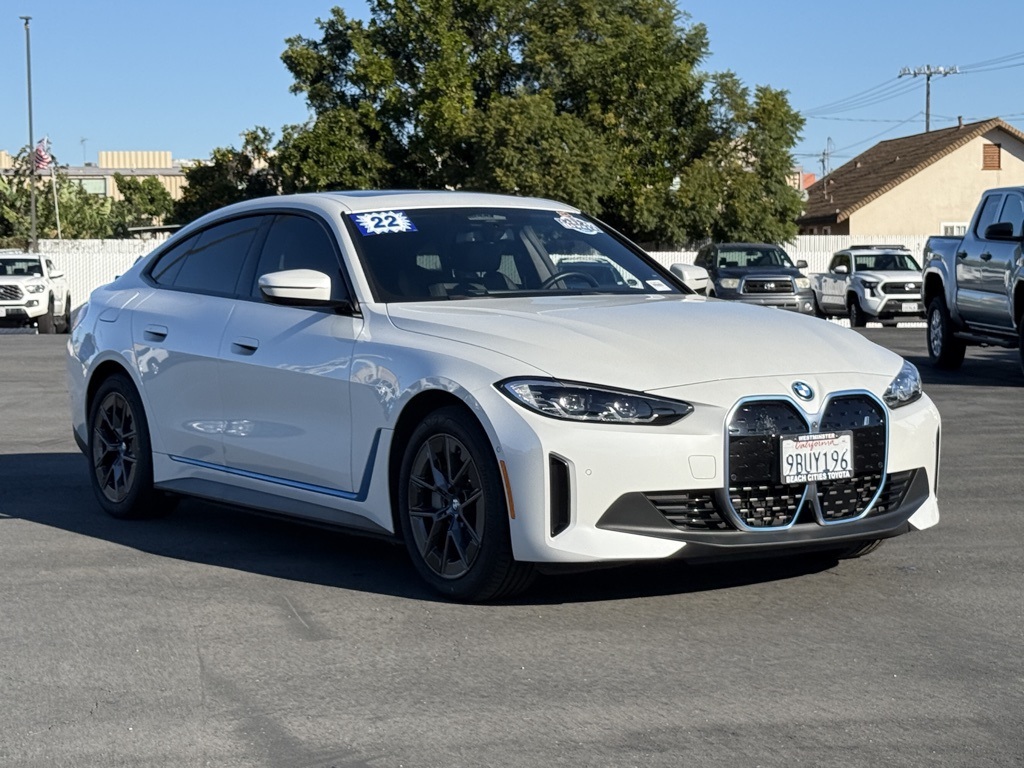 2022 BMW i4 Base's photo