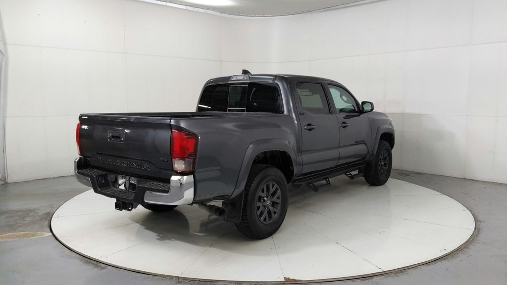 2023 Toyota Tacoma SR5 photo 5