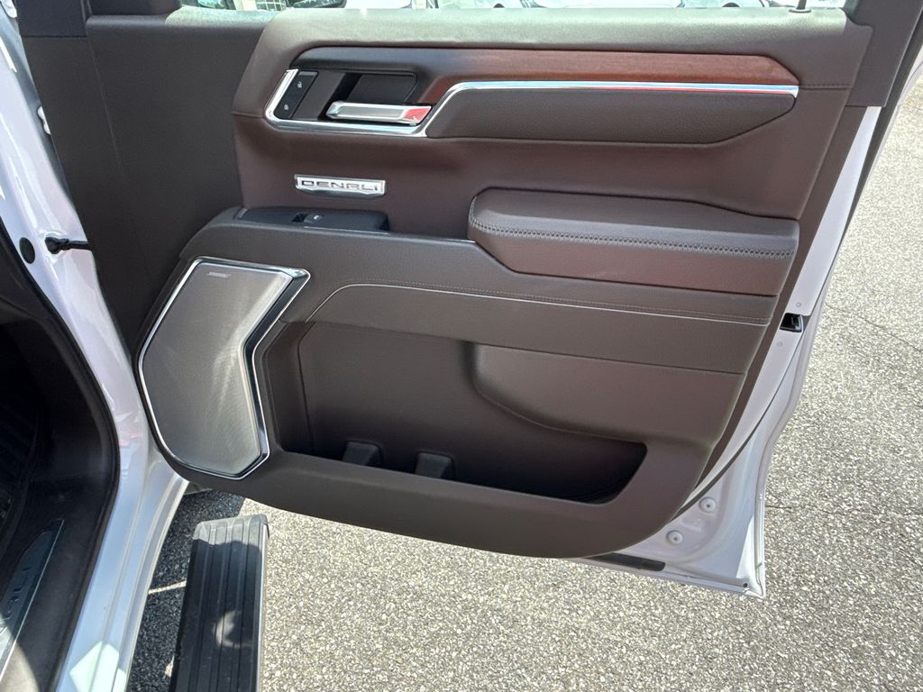 2024 Gmc Sierra 1500 Denali photo 13