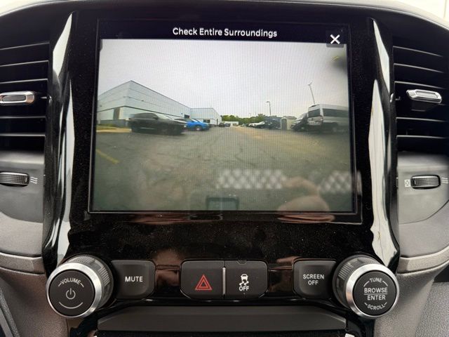 2022 Ram 3500 Tradesman photo 17