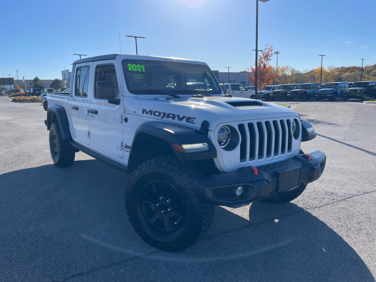 Used 2021 Jeep Gladiator Mojave with VIN 1C6JJTEG6ML585803 for sale in Kansas City